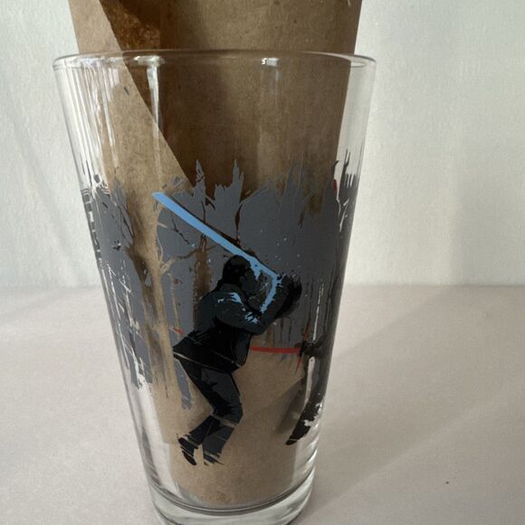 Star Wars Force Awakens PINT GLASS...Alamo Promo Collectible - Picture 10 of 16